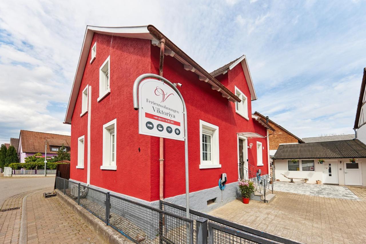 Gaestehaus Viktoriya Nur Wenige Minuten Zum Europa-Park Rust Εξωτερικό φωτογραφία